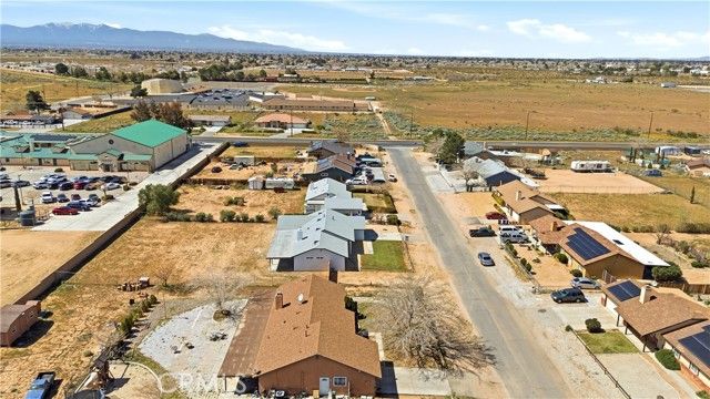 22557 Ojai Road, Apple Valley, CA 92308