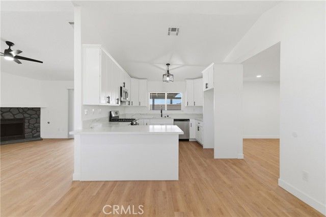 22557 Ojai Road, Apple Valley, CA 92308