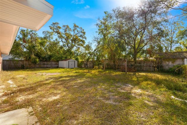 1817 HEATHER AVENUE, Tampa, FL 33612