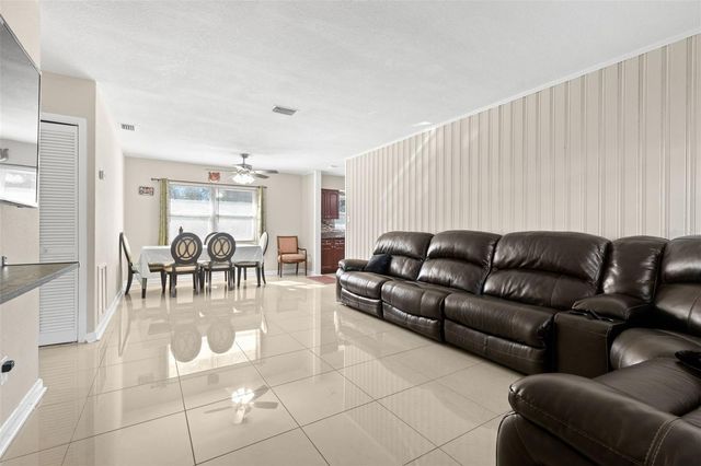 1817 HEATHER AVENUE, Tampa, FL 33612