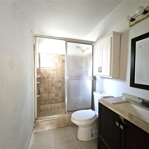 370 NW 65th Avenue, Plantation, FL 33317