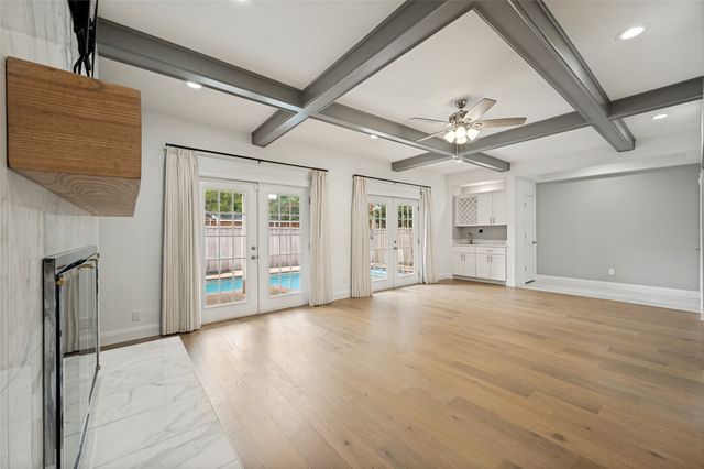 4984 Thunder Road, Dallas, TX 75244