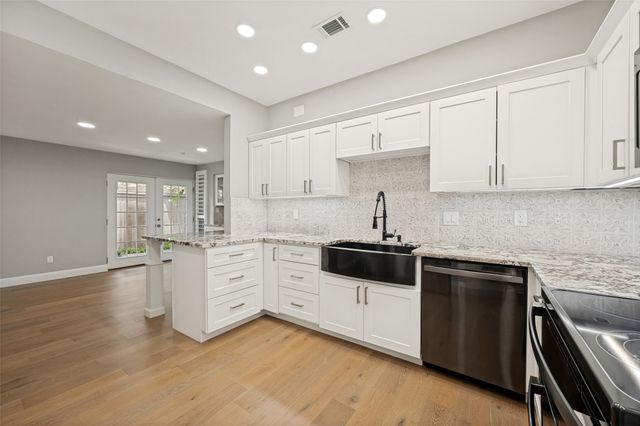 4984 Thunder Road, Dallas, TX 75244