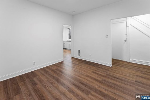 296 Pearsall Avenue, Jersey City, NJ 07305