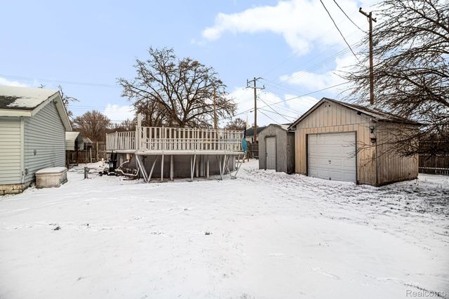 180 N Pasadena Street, Ypsilanti, MI 48198