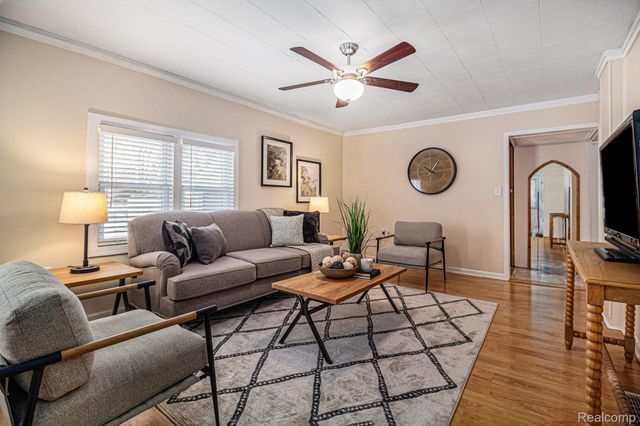 180 N Pasadena Street, Ypsilanti, MI 48198