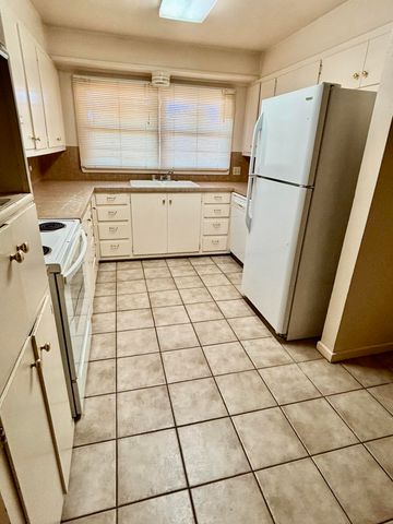 1401 E Tate Street, Brownfield, TX 79316