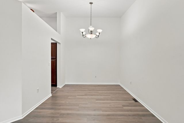 2071 Vine Way Drive 82, Canton, MI 48188