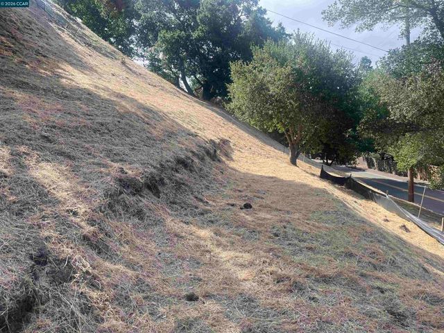 1500 Reliez Valley Rd, Lafayette, CA 94549