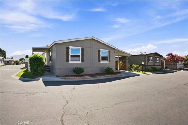 2151 W Rialto 85, San Bernardino, CA 92410