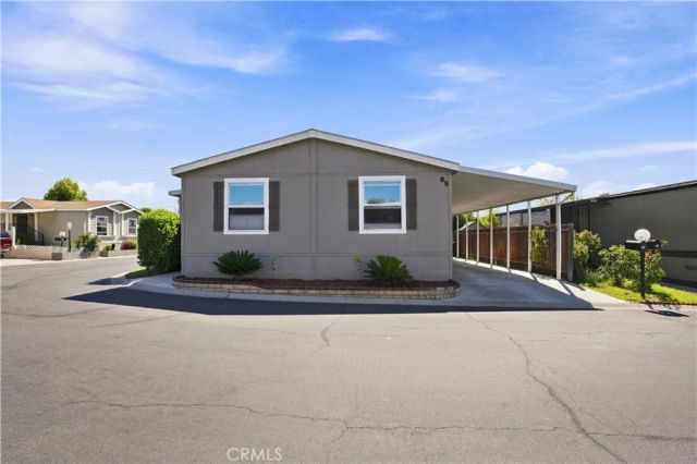 2151 W Rialto 85, San Bernardino, CA 92410