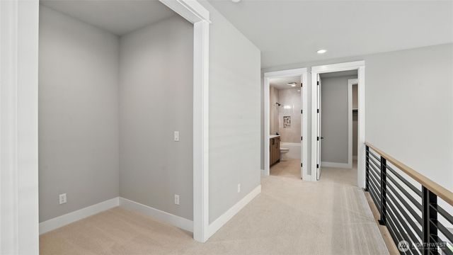 1582 213th Court NE, Sammamish, WA 98074