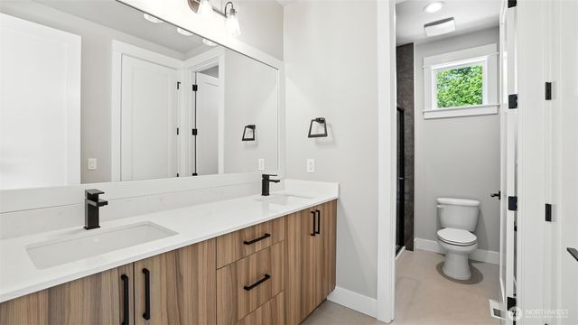 1582 213th Court NE, Sammamish, WA 98074