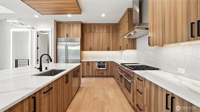 1582 213th Court NE, Sammamish, WA 98074