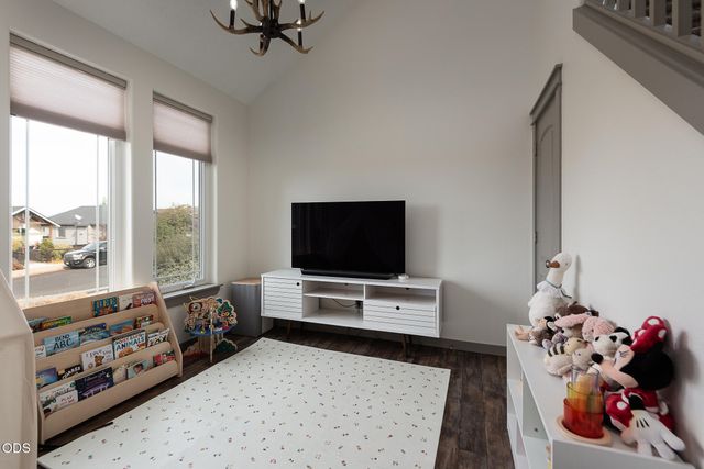 4188 SW Rhyolite Place, Redmond, OR 97756