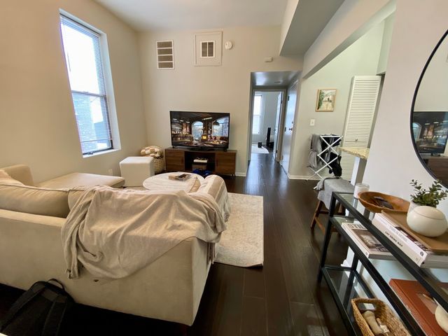 1657 N Halsted Street 3F, Chicago, IL 60614