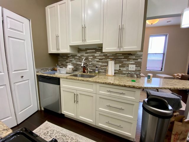 1657 N Halsted Street 3F, Chicago, IL 60614