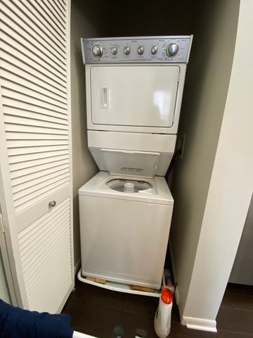 1657 N Halsted Street 3F, Chicago, IL 60614