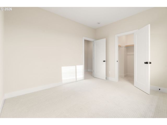 2876 Nw 114th Ter, Portland, OR 97229