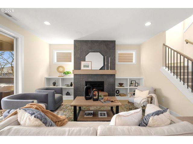 2876 Nw 114th Ter, Portland, OR 97229