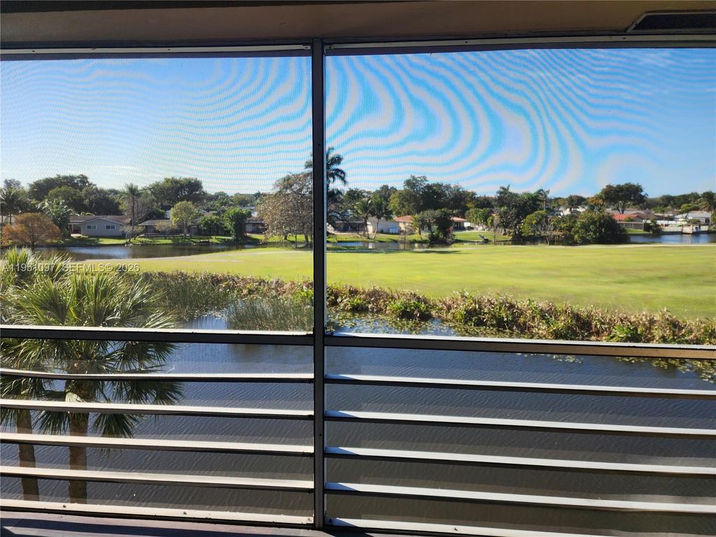 2451 SW 82nd Avenue 309, Davie, FL 33324