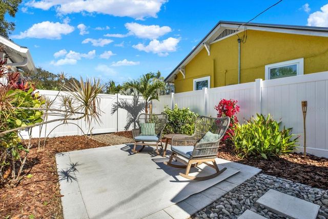 310 20TH AVENUE S, St Petersburg, FL 33705