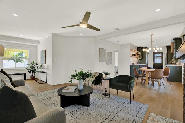 310 20TH AVENUE S, St Petersburg, FL 33705