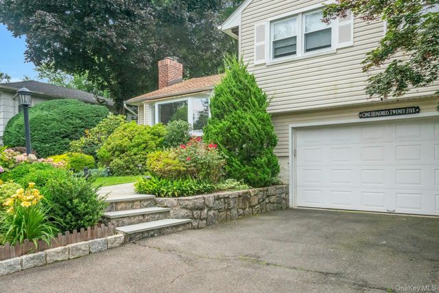 125 Darling Avenue, New Rochelle, NY 10804