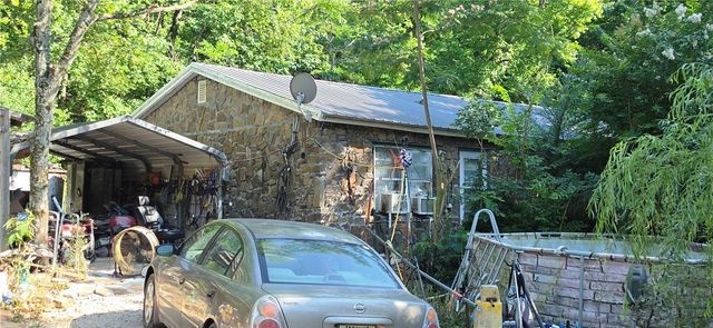 12605 Rocky Hill Road, Prairie Grove, AR 72753