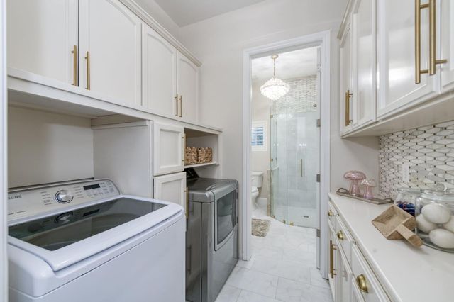 1565 S Indianola Avenue, Sanger, CA 93657