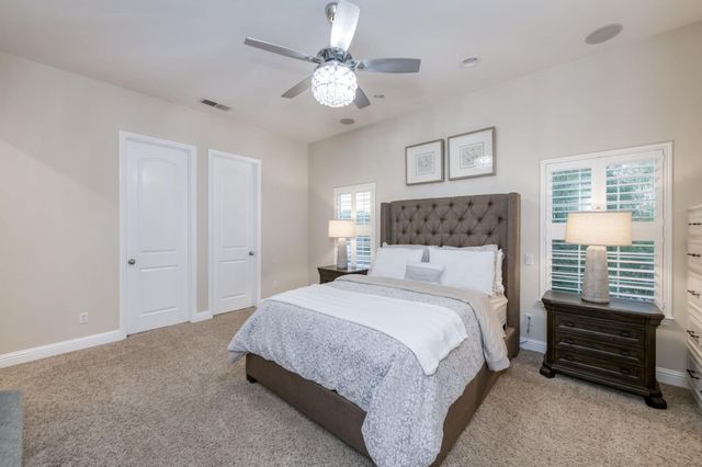 1565 S Indianola Avenue, Sanger, CA 93657