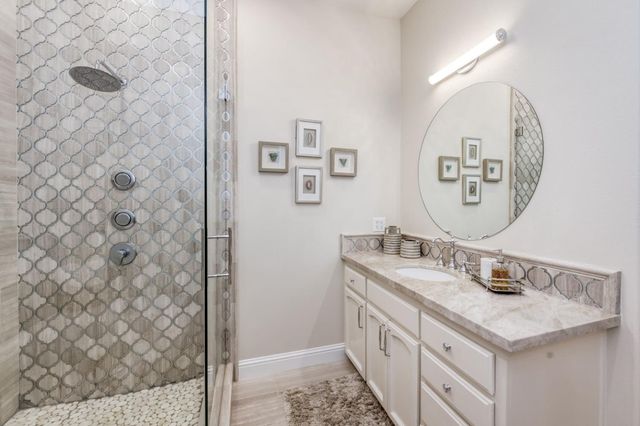 1565 S Indianola Avenue, Sanger, CA 93657