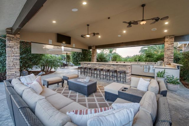 1565 S Indianola Avenue, Sanger, CA 93657