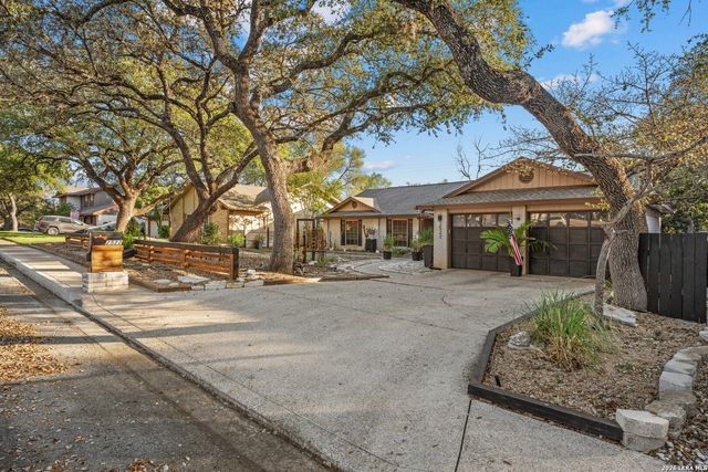2522 Crow Valley, San Antonio, TX 78232