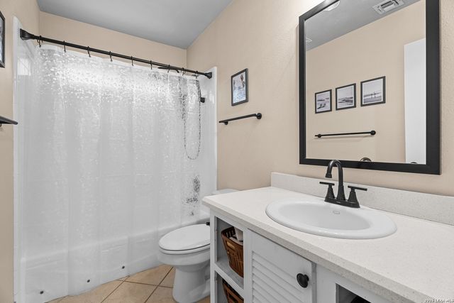 2522 Crow Valley, San Antonio, TX 78232