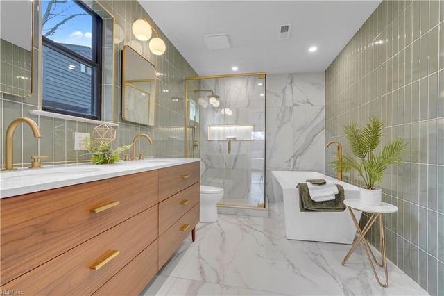 2101 Cutler RDG, Virginia Beach, VA 23454