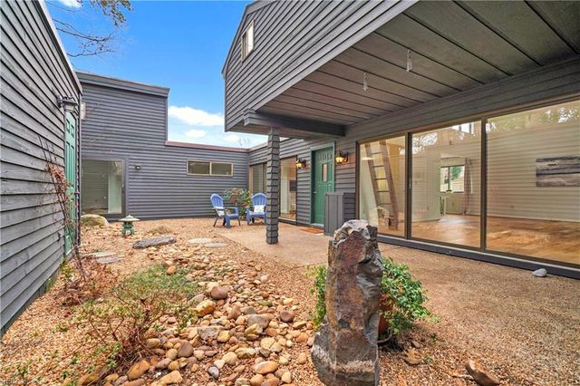 2101 Cutler RDG, Virginia Beach, VA 23454