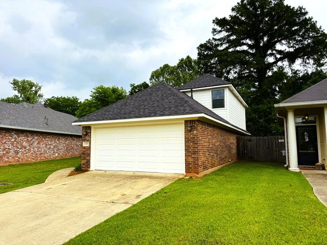 2017 Wild Iris Drive, Bossier City, LA 71112