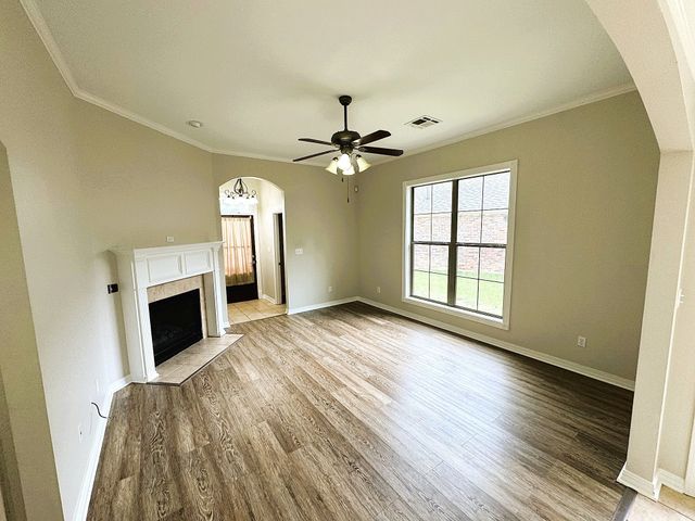 2017 Wild Iris Drive, Bossier City, LA 71112