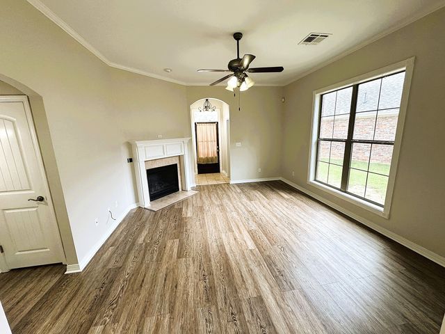 2017 Wild Iris Drive, Bossier City, LA 71112
