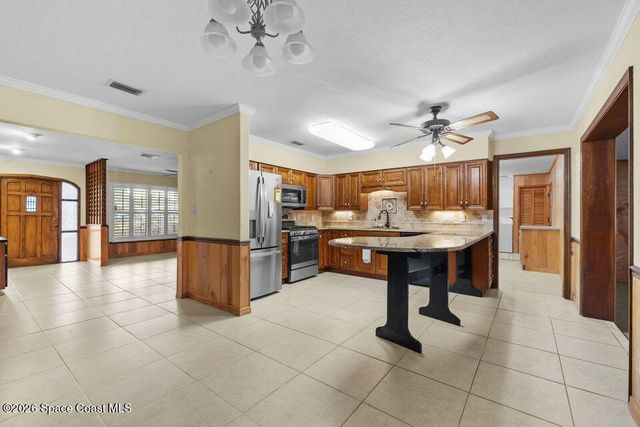 3324 Sunrise Boulevard, Fort Pierce, FL 34982