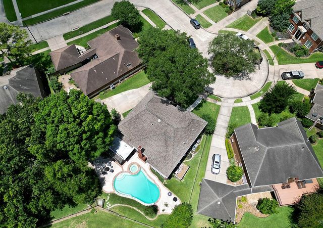 2116 Firestone Court, League City, TX 77573
