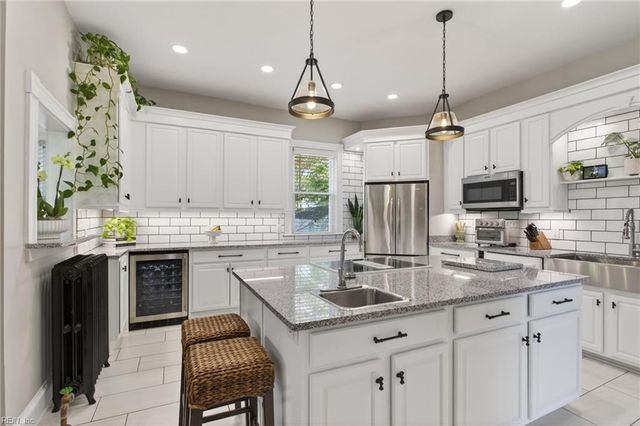 109 Riverview AVE, Portsmouth, VA 23704