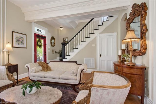 109 Riverview AVE, Portsmouth, VA 23704