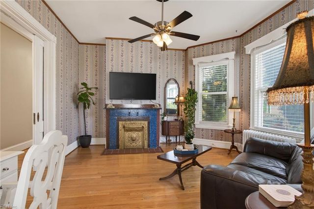 109 Riverview AVE, Portsmouth, VA 23704