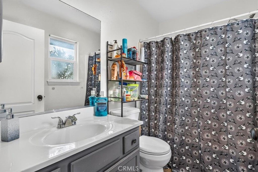 Image 12 of property listing at 13146 Mohawk, Apple Valley, CA 92308