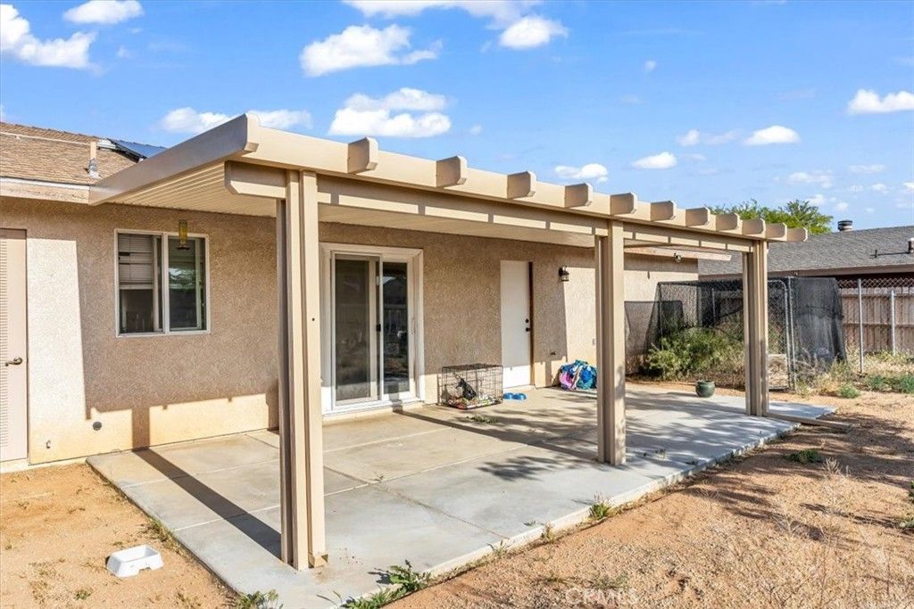 Image 15 of property listing at 13146 Mohawk, Apple Valley, CA 92308
