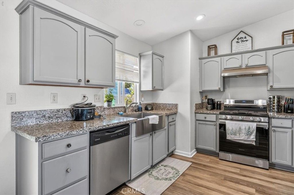 Image 5 of property listing at 13146 Mohawk, Apple Valley, CA 92308
