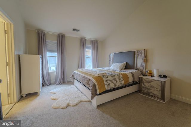 2505 BASIN VIEW LN, Woodbridge, VA 22191