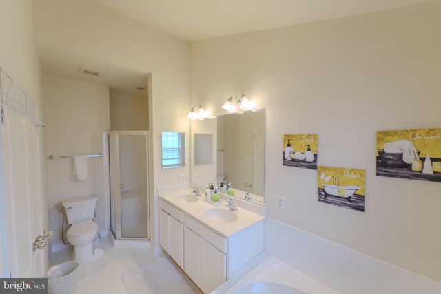 2505 BASIN VIEW LN, Woodbridge, VA 22191